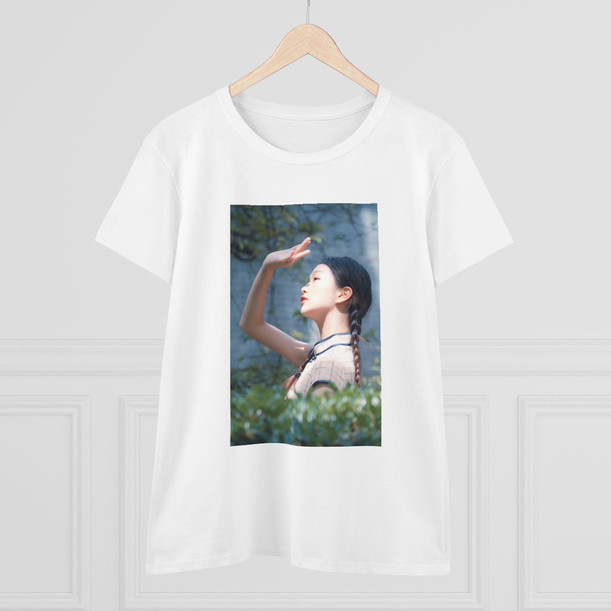 Asian Girl Women’s Premium Organic Cotton T-Shirt