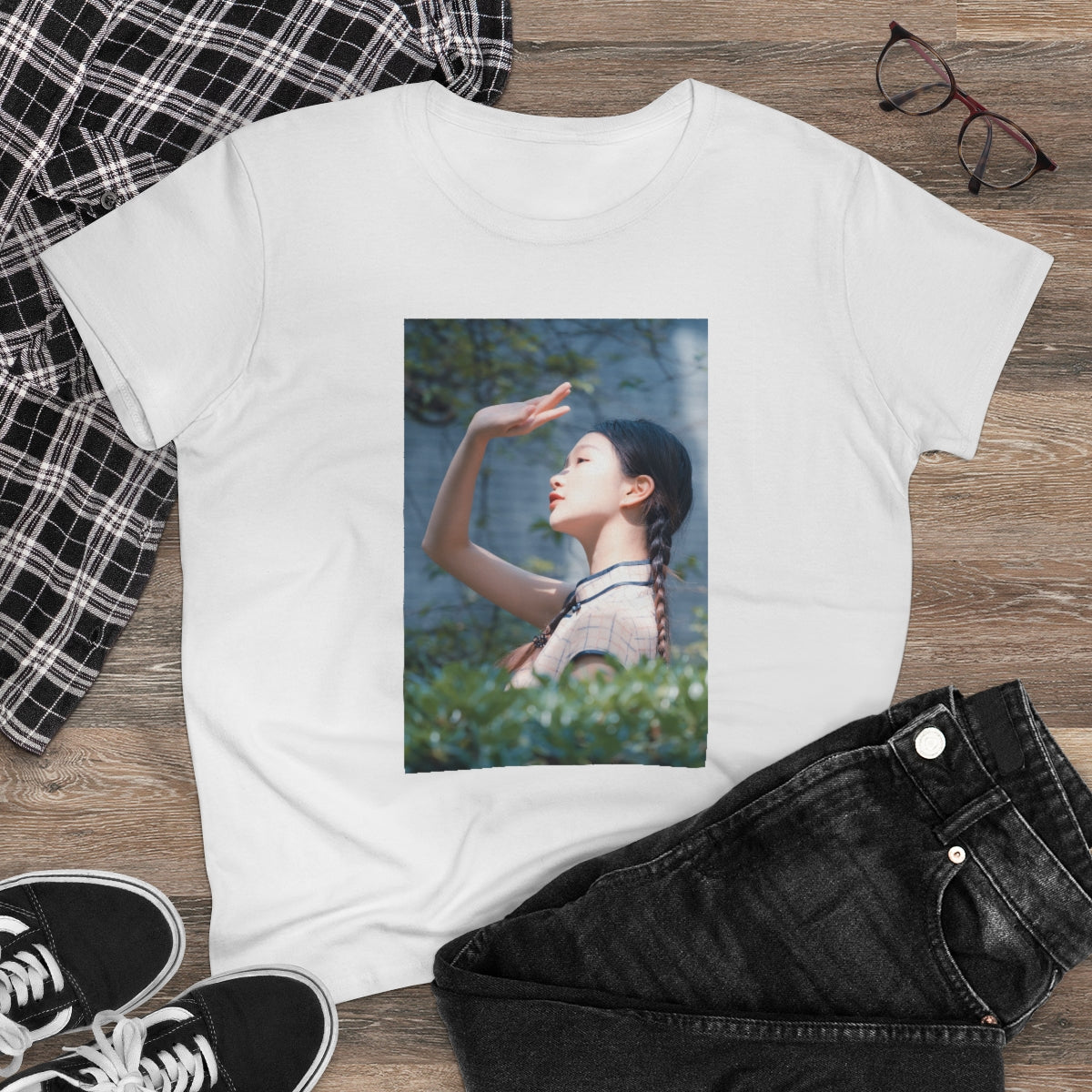 Asian Girl Women’s Premium Organic Cotton T-Shirt